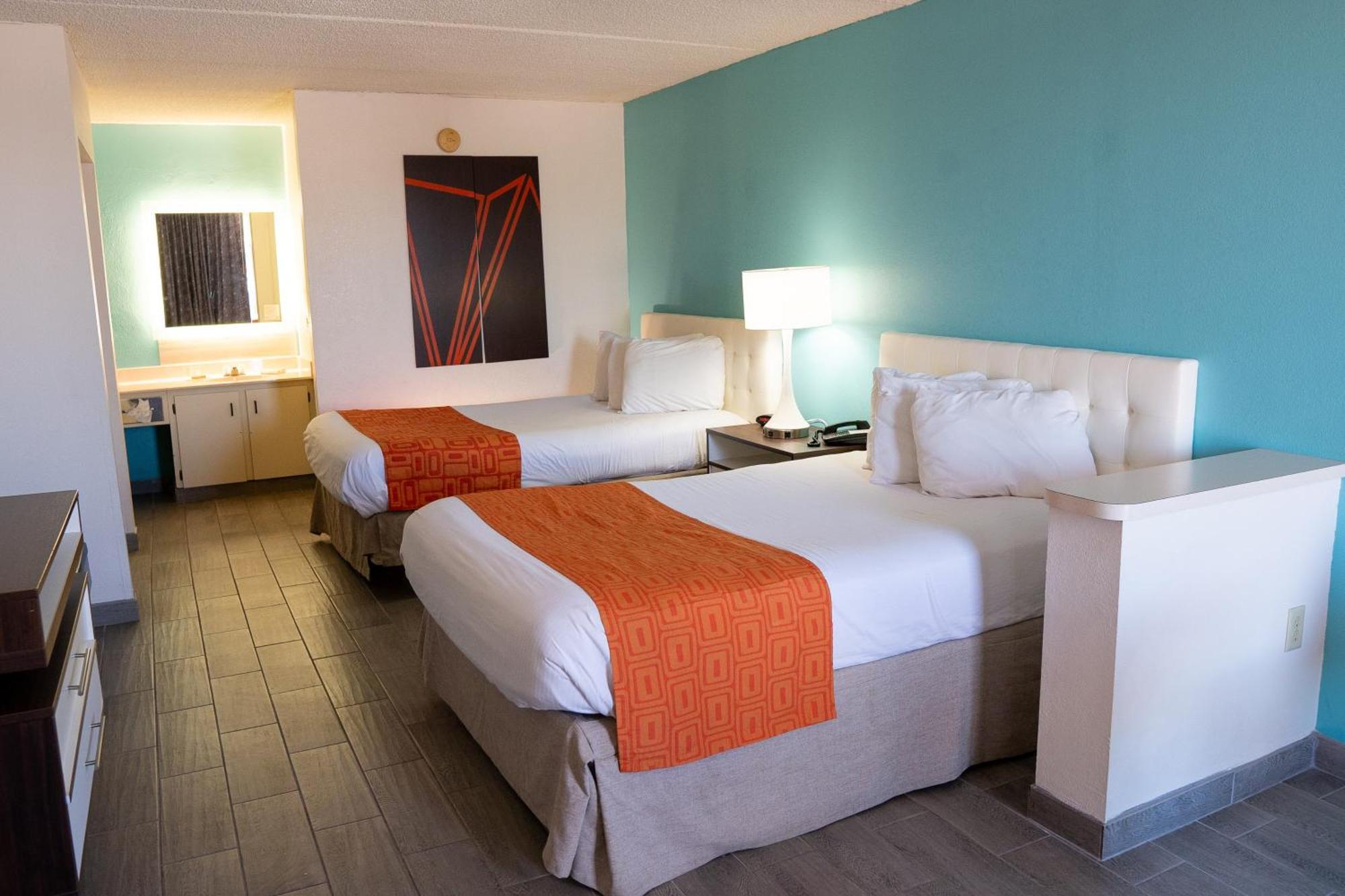 Howard Johnson By Wyndham Clearwater - Dunedin מראה חיצוני תמונה